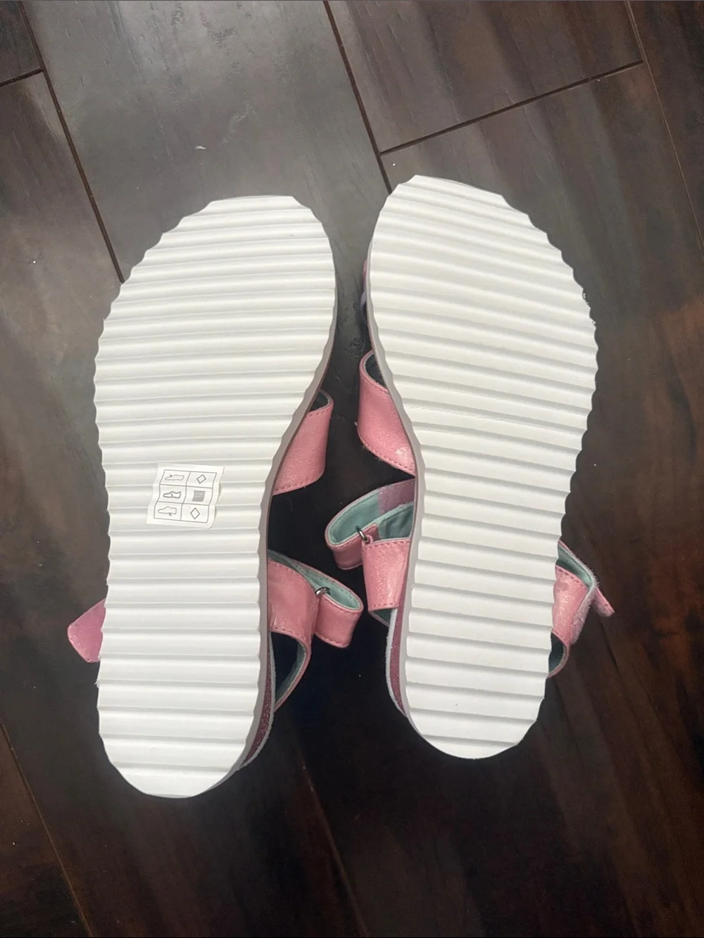 Skechers Girls Pink Glitter Star Strappy Sandals with Pastel Accents brand new